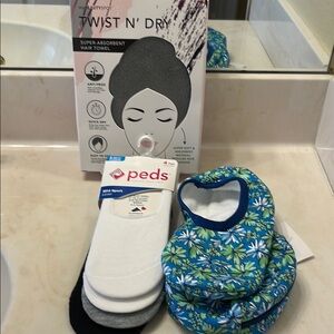 Floral Bibs and White No-Show Socks Set